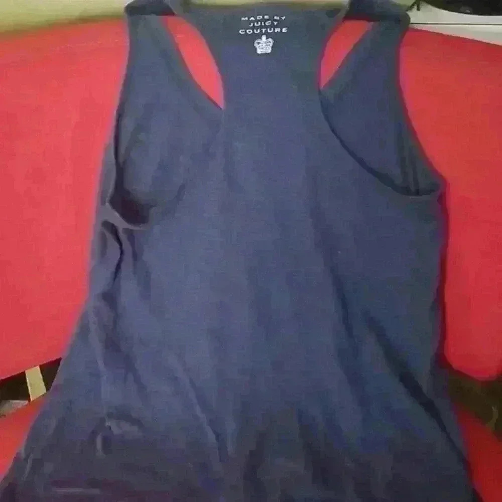 Juicy Couture sequins Tee sz medium - Picture 2 of 3